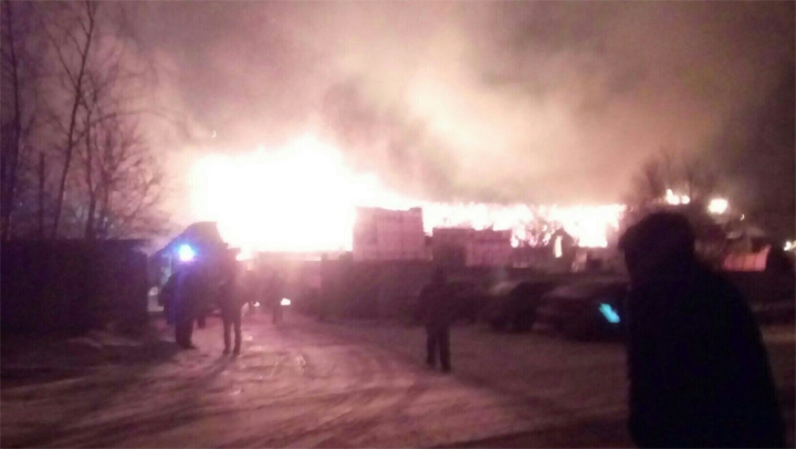 Пожар в Суханово, который произошел вечером 14 февраля. Фото: Сообщество «Подслушано | Видное» Вконтакте