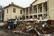 Без проекта реставрации началась реконструкция Дома культуры города Видное. Фоторепортаж
