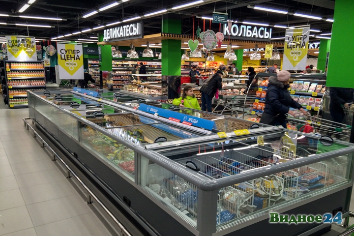 В ТЦ «Курс» после ремонта открылся обновленный супермаркет «Перекресток» фото 12