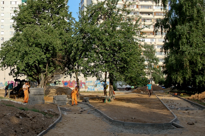 В 2018 году в Ленинском районе благоустроят 15 дворов. Адреса