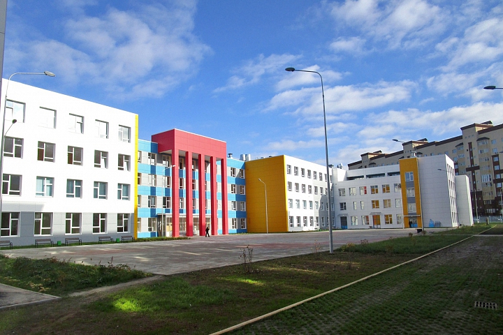 Завершено строительство Видновской школы №12 на 1100 мест