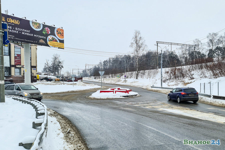 Видное нет. Съезд с м4 в Видное. Купелинка м4. Въезд в Видное с трассы м4. Выезд из 6 микрорайона г Видное на м4 открыт.